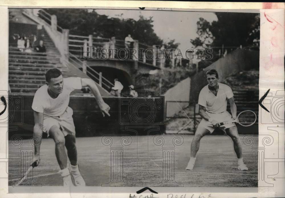 1951 Press Photo Tennis Players Ted Schroeder &amp; Tony Trabert win, Australia- Historic Images