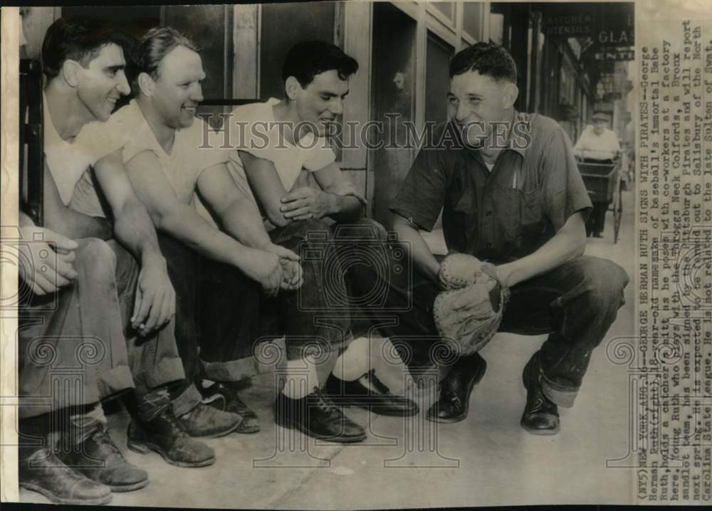 1949 Press Photo Pittsburgh Pirates' George Herman Ruth & co-workers, New York- Historic Images