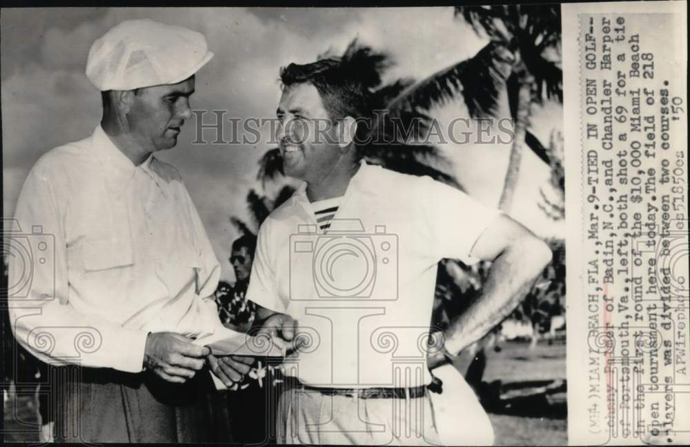 1950 Press Photo Golfers Johnny Palmer &amp; Chandler Harper, Miami Beach, Florida- Historic Images