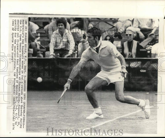 1974 Press Photo Ken Rosewall & spectators, U.S. Open Tennis Championships, NY- Historic Images