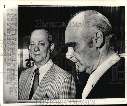 1973 Press Photo Baseball club owners Gabe Paul & Charles O. Finley, Houston, TX- Historic Images
