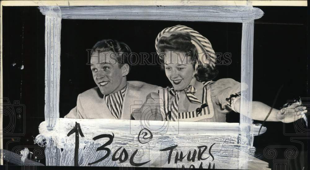 1942 Press Photo Skating Stars for &quot;Ice Follies of 1942,&quot; Ruby And Bobby Maxson- Historic Images