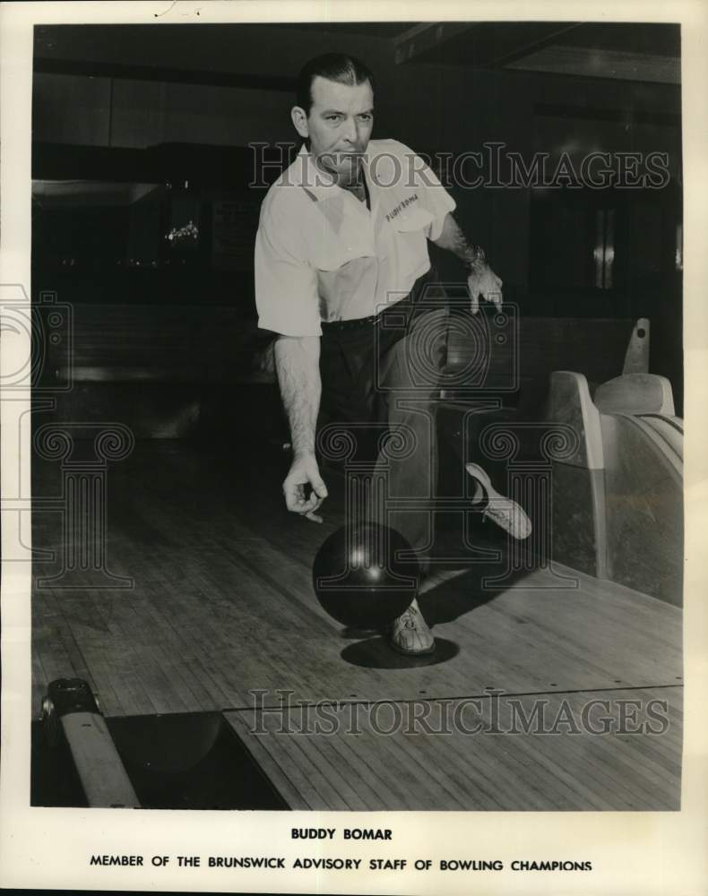 1958 Press Photo Brunswick Advisory Staff of Bowling Champions&#39; Buddy Bomar- Historic Images