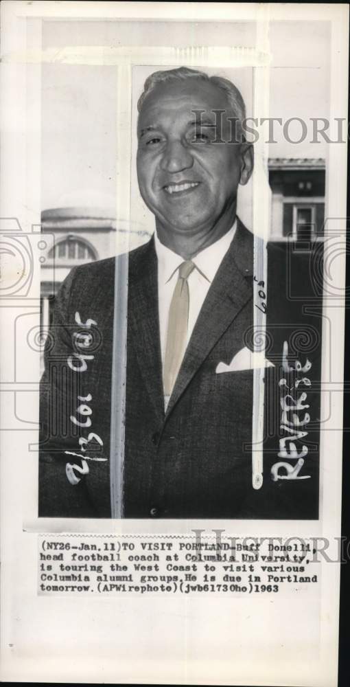 1963 Press Photo Columbia University football Buff Donelli - pis04590- Historic Images