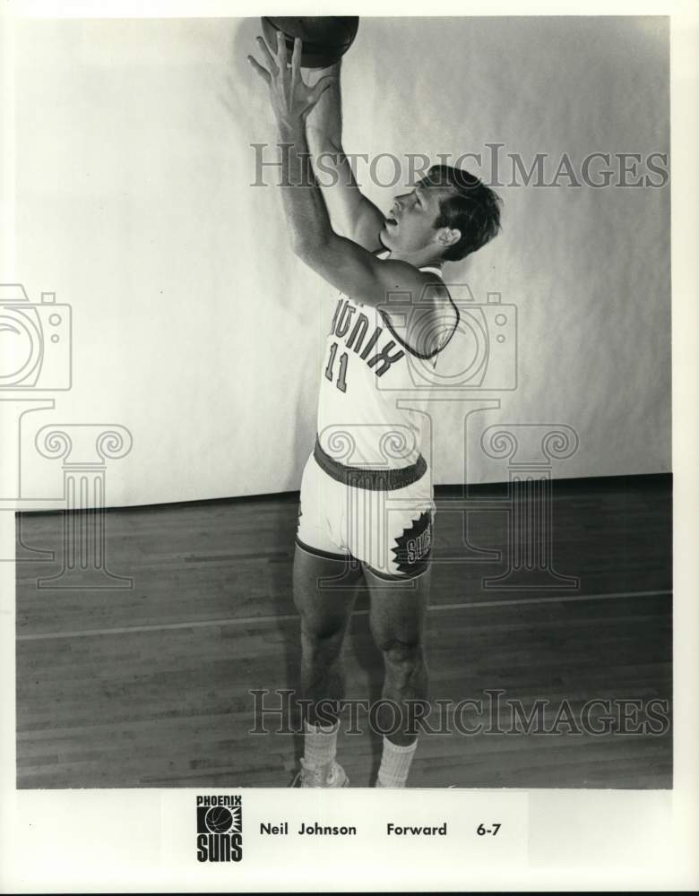 1968 Press Photo Phoenix Suns&#39; forward Neil Johnson shows shooting form- Historic Images