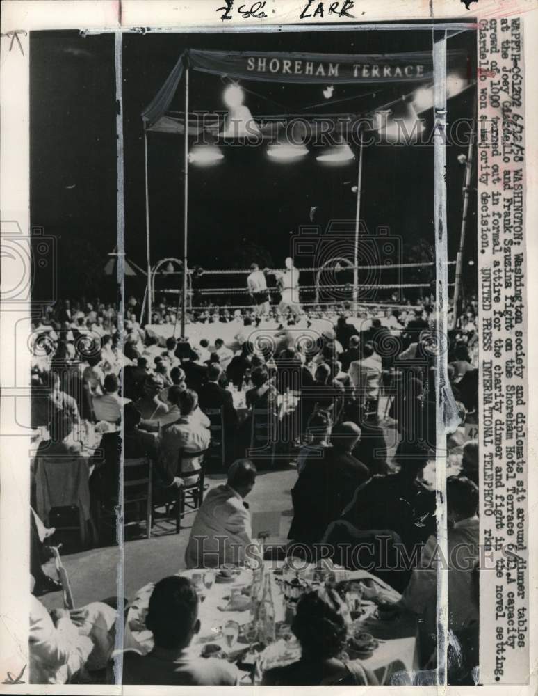 1958 Press Photo Boxers Joey Giardello & Frank Szuzina's fight, Washington- Historic Images