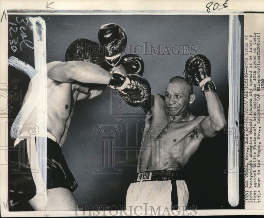 1963 Press Photo Harold Johnson &amp; Willie Pastrano&#39;s boxing title bout, Nevada- Historic Images
