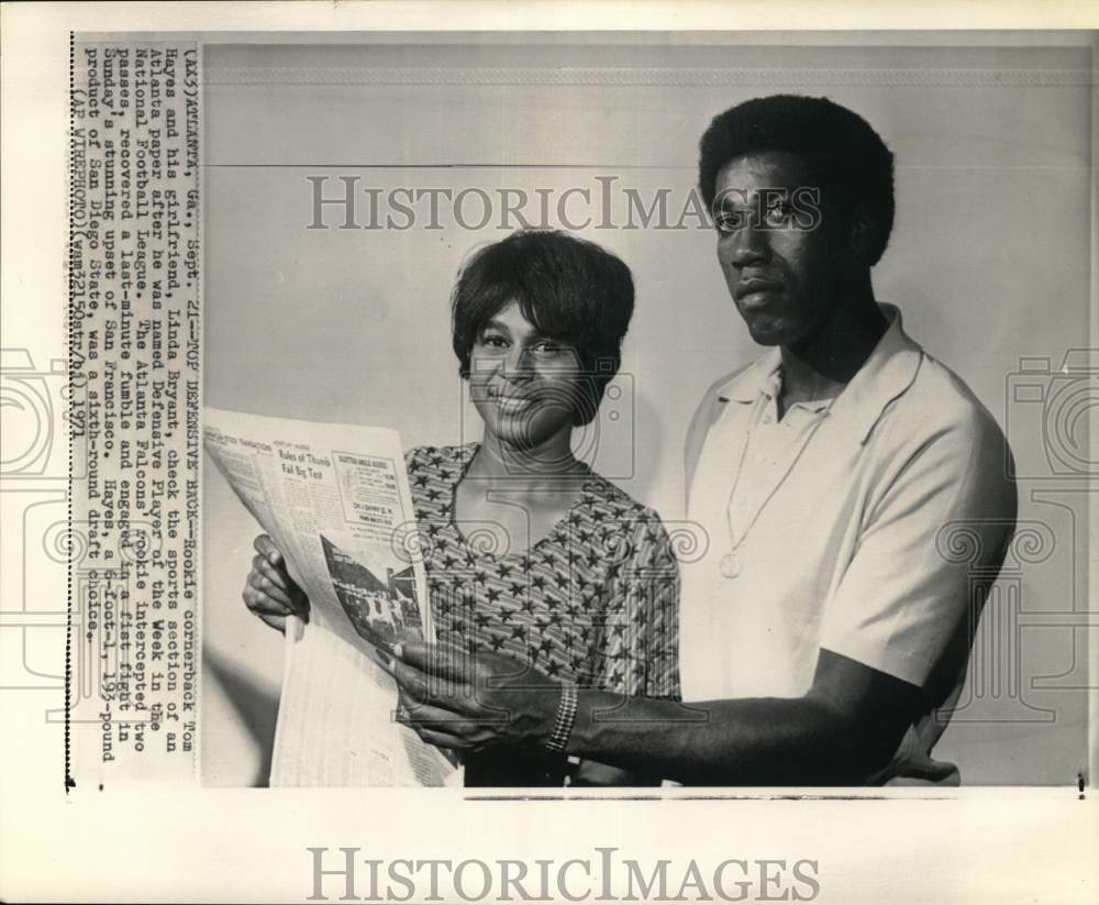 1971 Press Photo Falcons football player Tom Hayes &amp; girlfriend Linda Bryant, GA- Historic Images