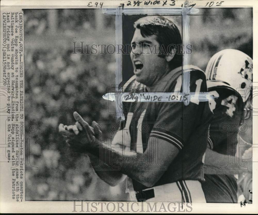 1970 Press Photo Boston Patriots' football player Joe Kapp, Harvard Stadium, MA- Historic Images