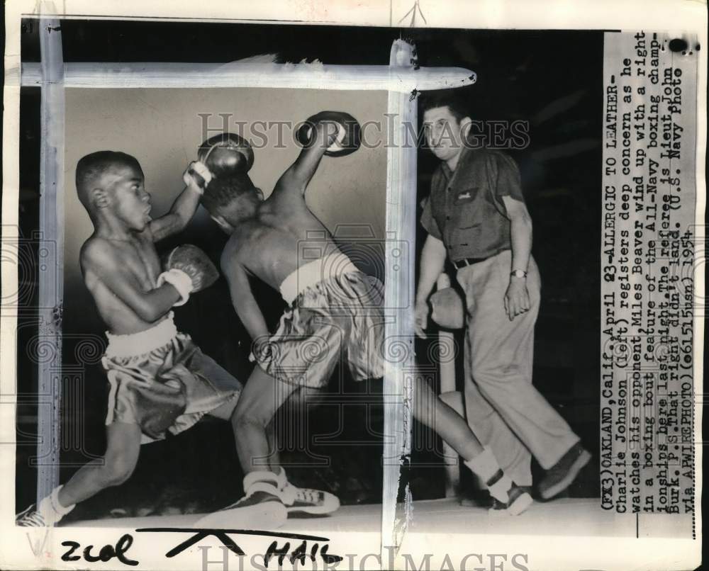 1954 Press Photo Charlie Johnson, Miles Beaver, All-Navy Boxing Championship, CA- Historic Images