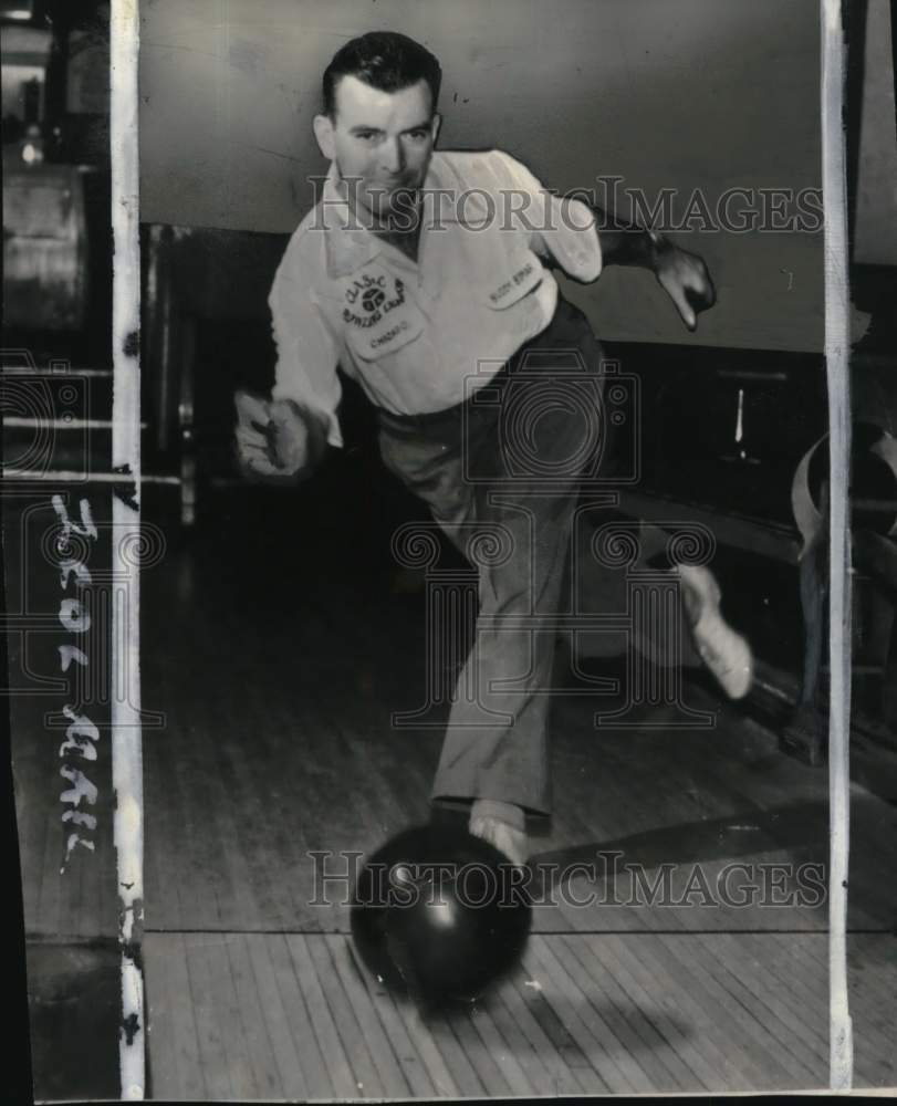 1947 Press Photo Buddy Bomar, &quot;Bowler of the Year,&quot; Chicago, Illinois- Historic Images