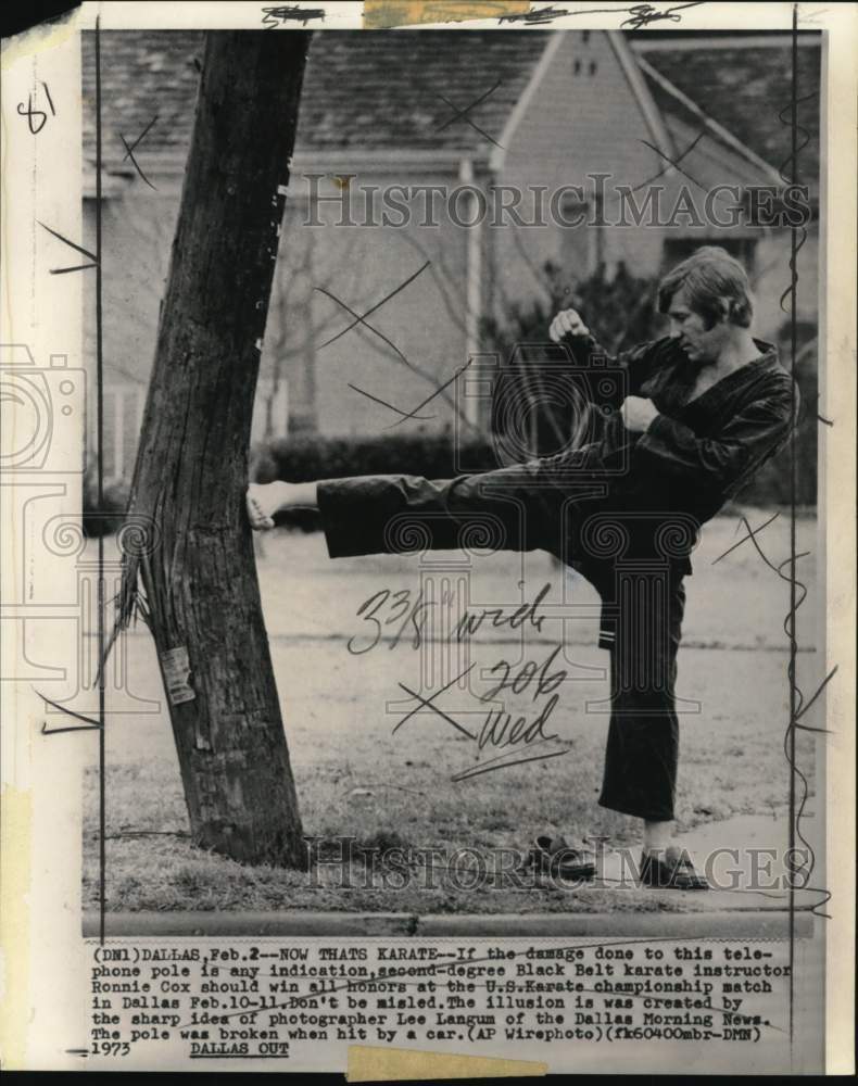 1973 Press Photo karate instructor Ronnie Cox, U.S Karate Championship, Dallas- Historic Images