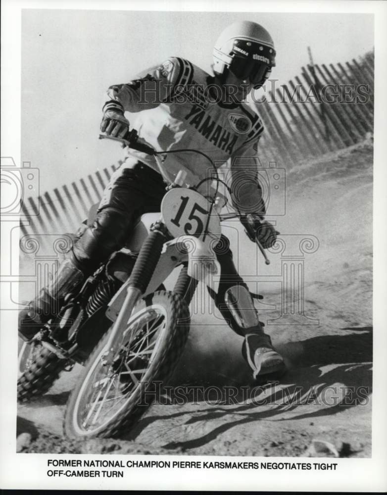 Load image into Gallery viewer, 1977 Press Photo Motorcyclist Pierre Karsmakers in action - pis06095
