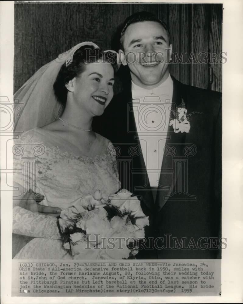1955 Press Photo Washington Redskins Vic Janowicz &amp; Marianne August wed in IL- Historic Images