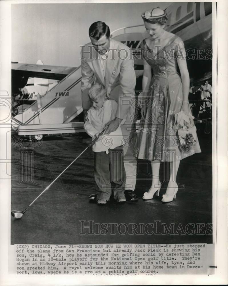 1955 Press Photo Golfer Jack Fleck &amp; family, Midway Airport, Chicago - pis06203- Historic Images