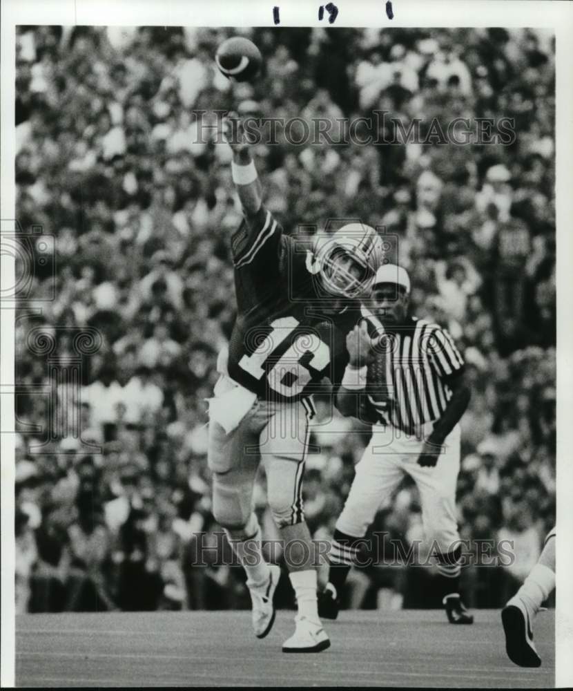1986 Press Photo Football player Jim Karsatos during game - pis06263- Historic Images