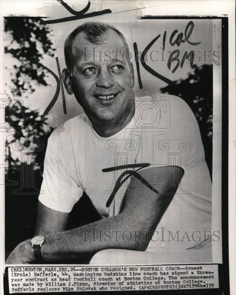 1959 Press Photo Football Coach Ernie Hefferle, Newton, Massachusetts- Historic Images