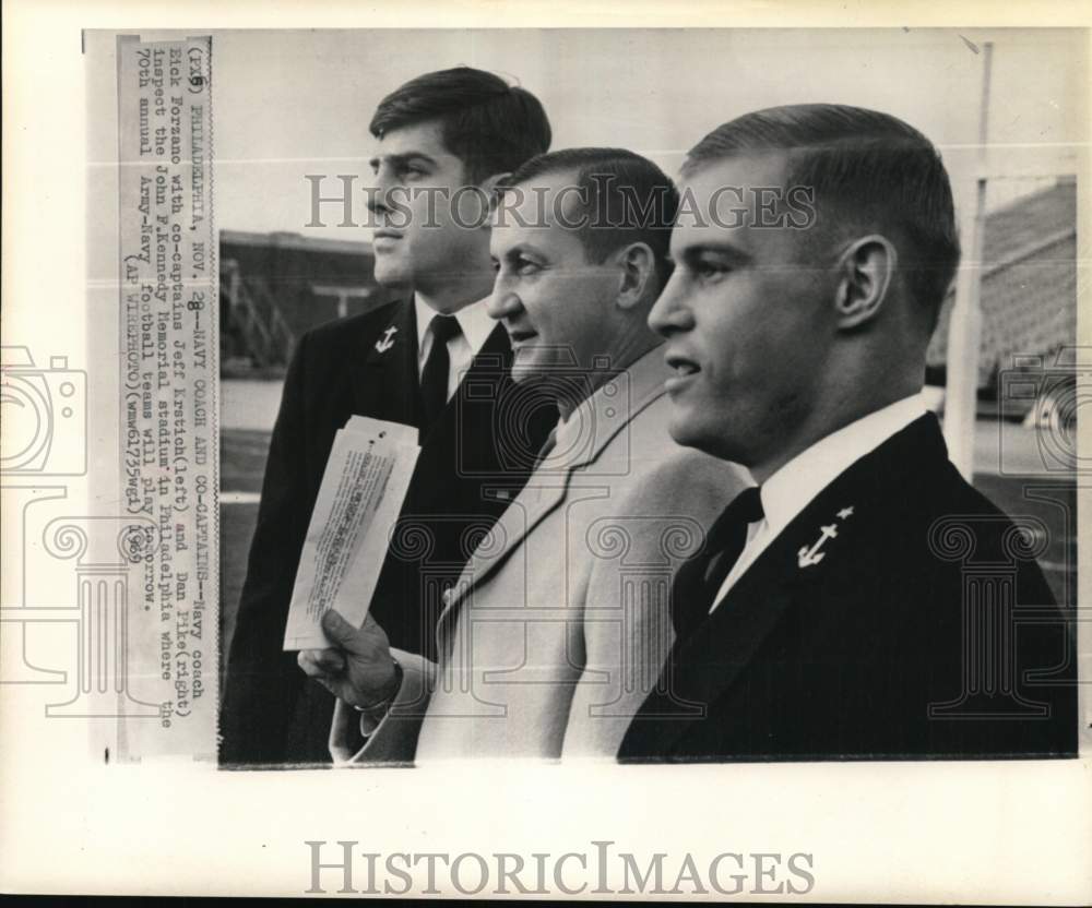 1969 Press Photo Navy&#39;s football Eick Foranzo &amp; co-captains, Philadelphia- Historic Images