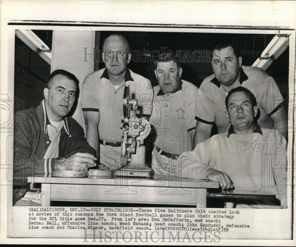 1959 Press Photo Don McCafferty &amp; fellow Colts football coaches, trophy Maryland- Historic Images