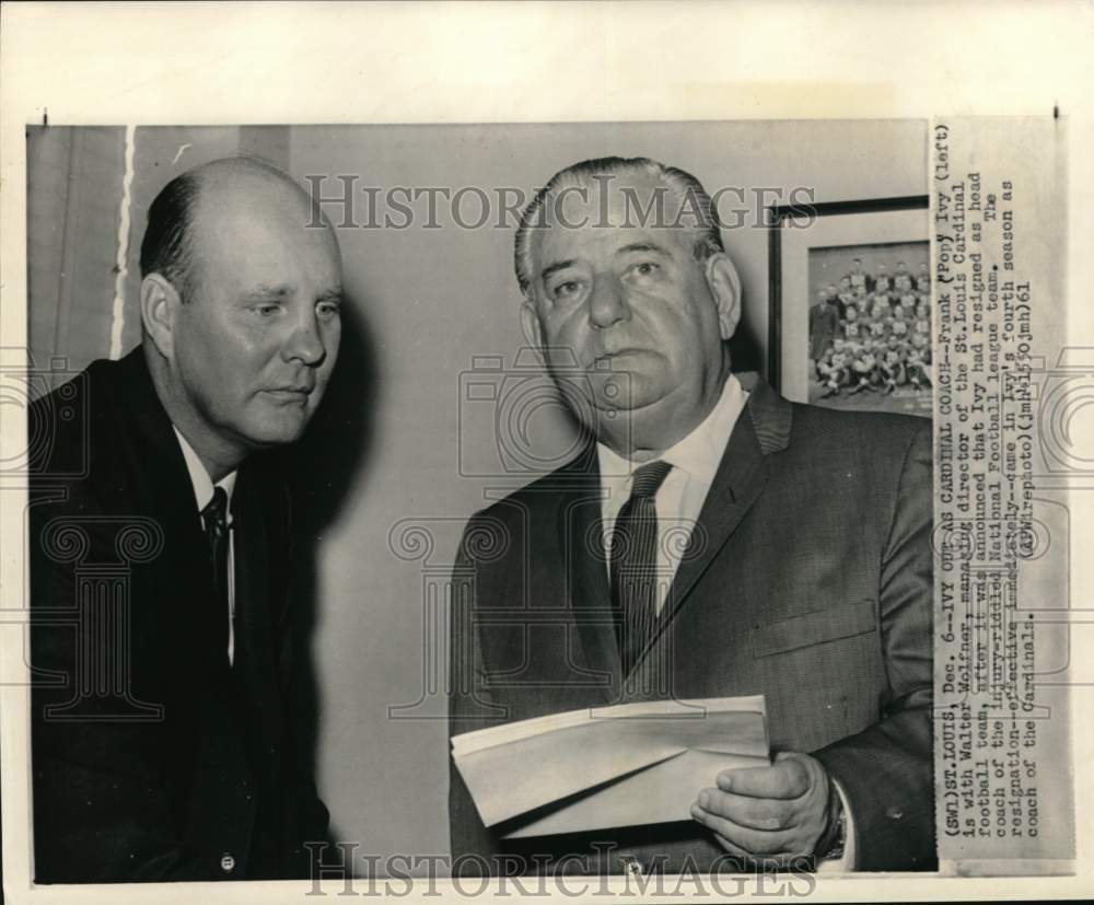 1961 Press Photo Ex-head Cardinals&#39; Frank Ivy, director Walter Wolfner, MO- Historic Images