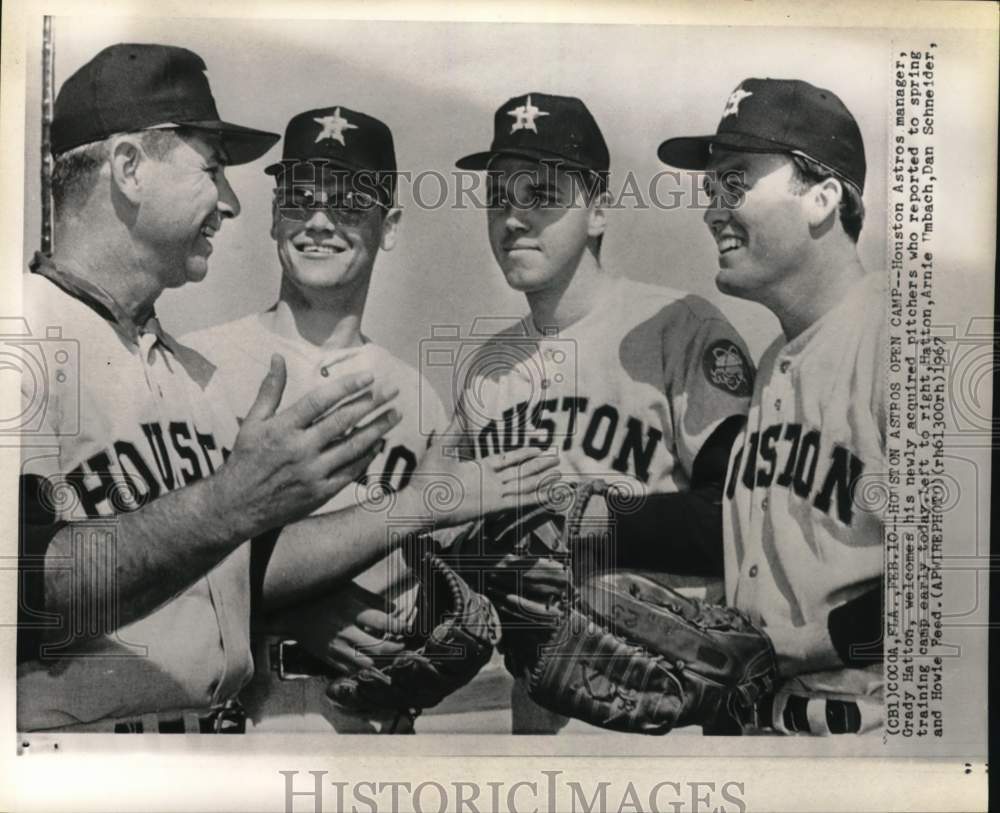 1967 Press Photo Houston Astros baseball manager Grady Hatton &amp; new pitchers, FL- Historic Images