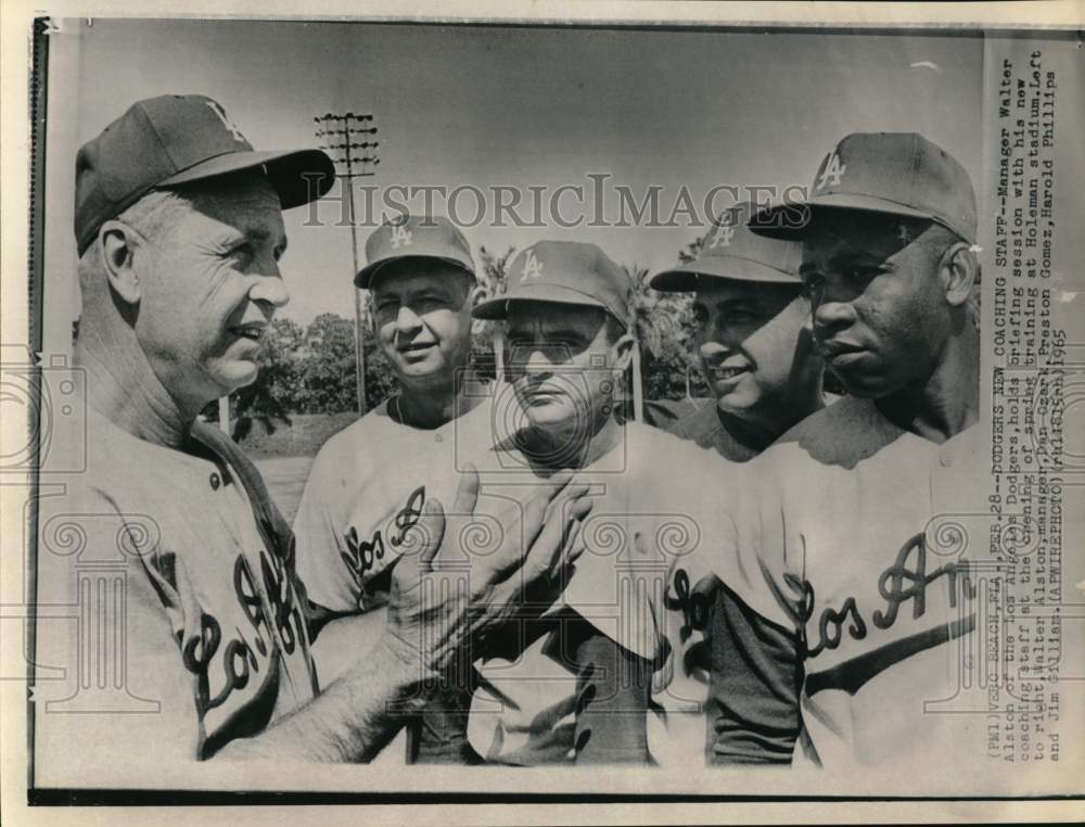 1965 Press Photo Dodgers' Walter Alston, baseball coaching staff, Vero Beach, FL- Historic Images