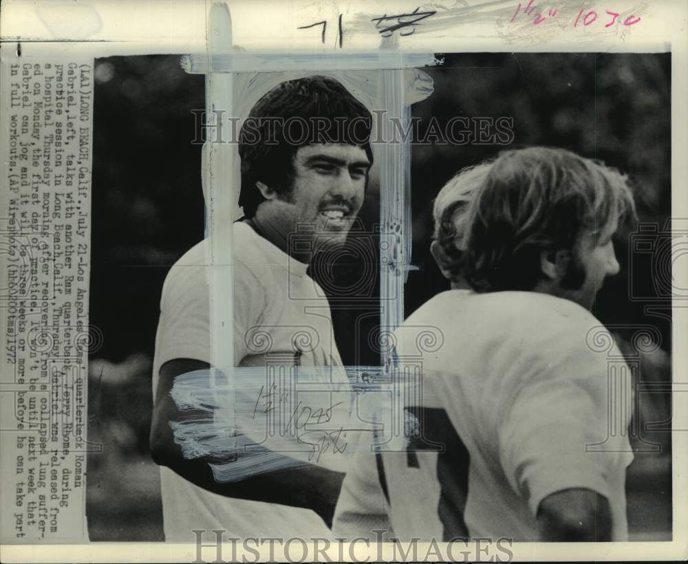 1972 Press Photo Rams&#39; Roman Gabriel &amp; Jerry Rhome in football practice, CA- Historic Images
