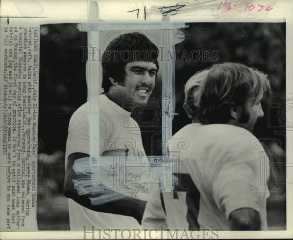 1972 Press Photo Rams' Roman Gabriel & Jerry Rhome in football practic ...