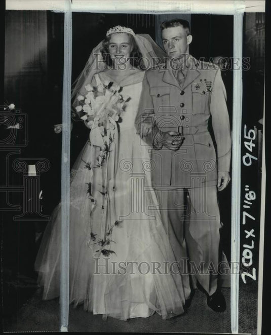 1954 Press Photo Swimmer Shirley May France & 2d Lt E. Douglas Smith married, MA- Historic Images