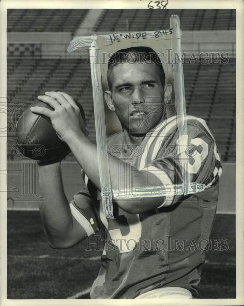 1966 Press Photo Air Force Academy&#39;s football player Sonny Litz - pis07490- Historic Images