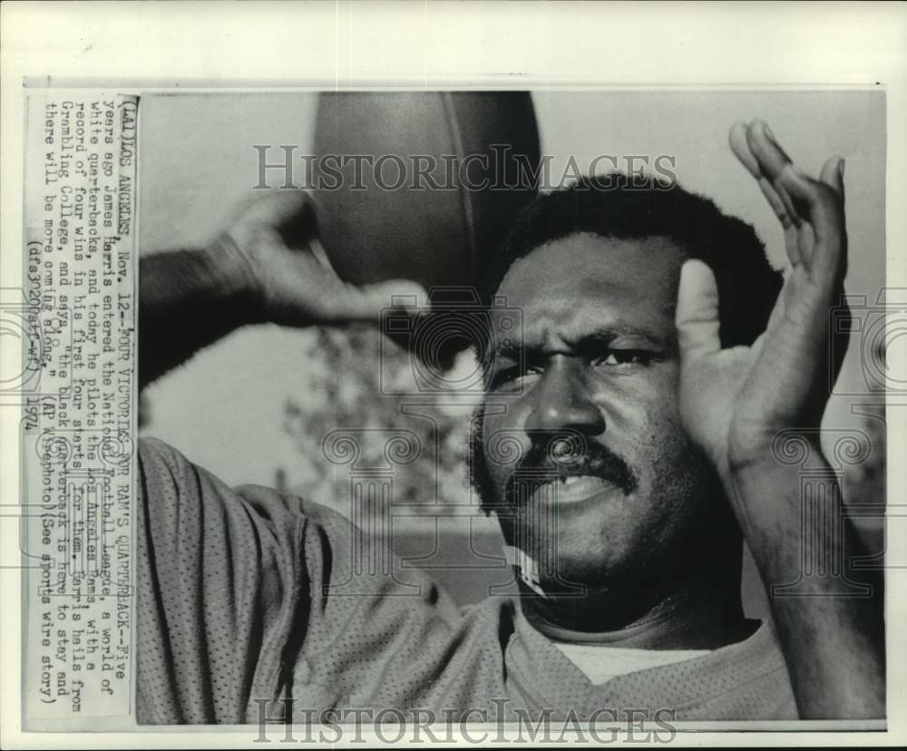 1974 Press Photo Los Angeles Rams' James Harris, football, California- Historic Images