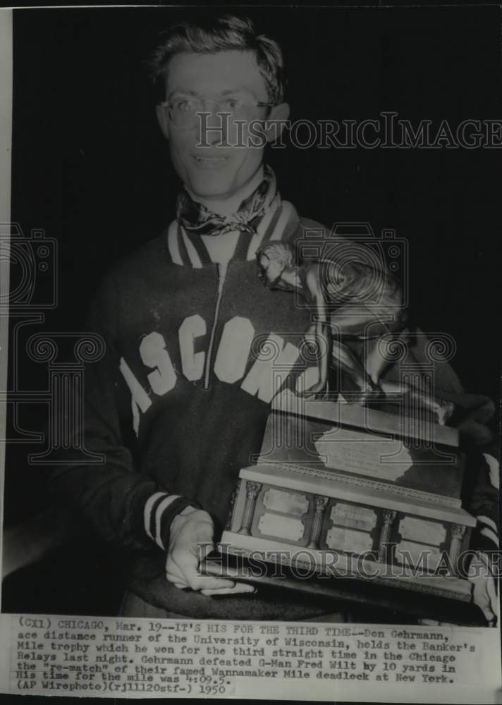 1950 Press Photo Runner Don Gehrmann wins Banker's Mile trophy, Chicago- Historic Images