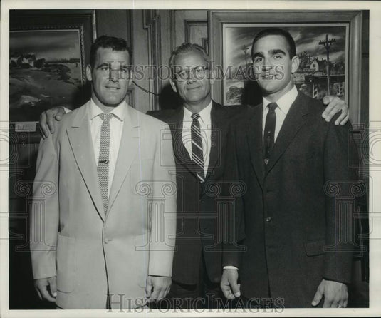 1955 Press Photo Football Jess Hill, guard George Galli, center Marv Goux- Historic Images