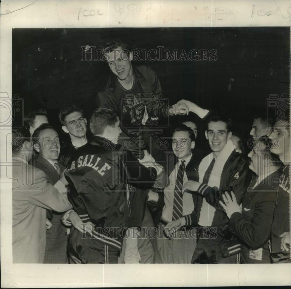 1954 Press Photo Basketball player Thomas Joseph Gola - pis08296- Historic Images