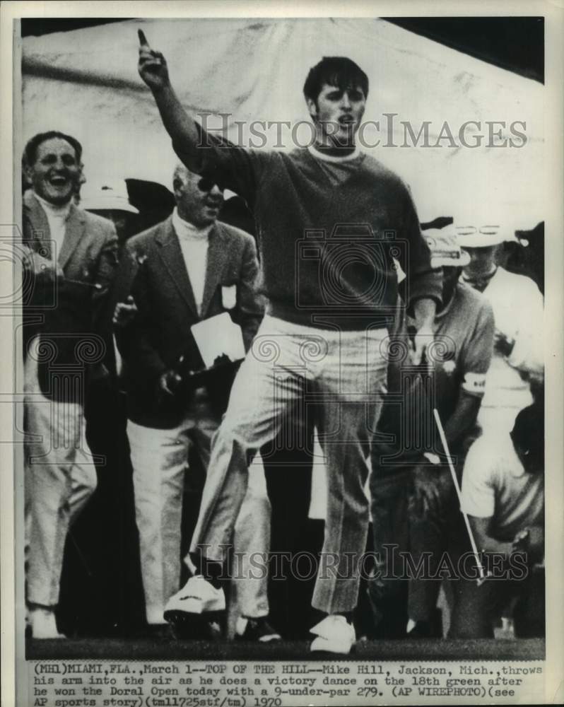 1970 Press Photo Golfer Mike Hill wins Doral Open, Miami, Florida - pis08349- Historic Images