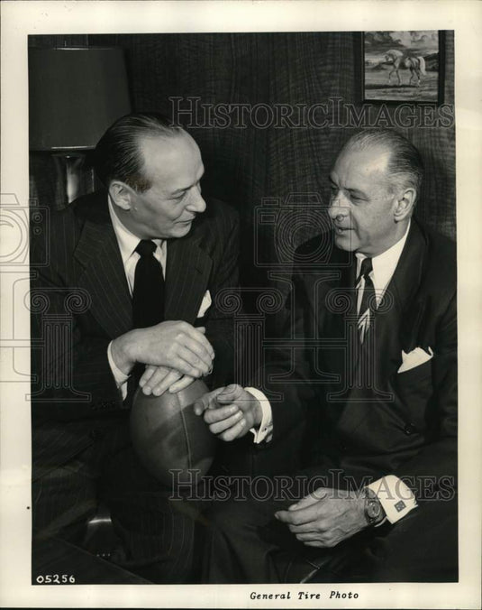 1951 Press Photo Ted Husing & Michigan Athletic Director Fritz Crisler, Football- Historic Images