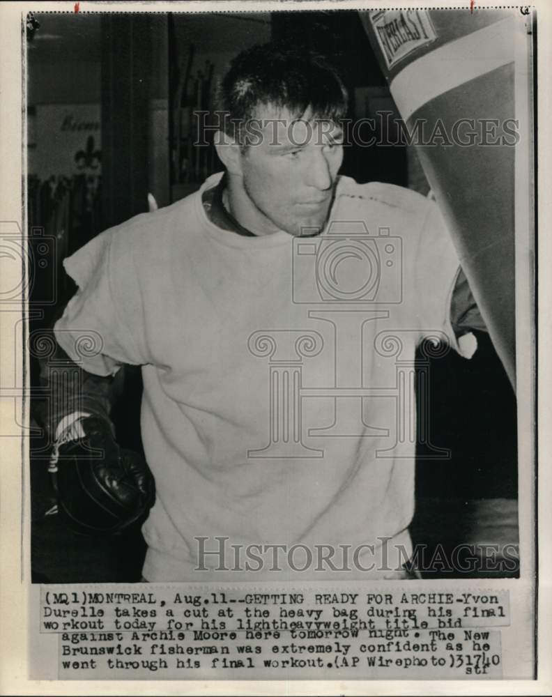 1959 Press Photo Boxer Yvon Durelle during workout in Montreal, Wisconsin- Historic Images
