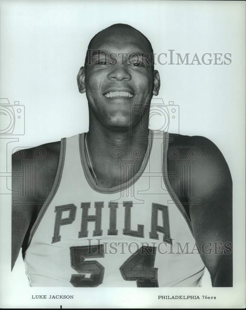 1968 Press Photo Philadelphia 76ers&#39; Luke Jackson - pis12305- Historic Images