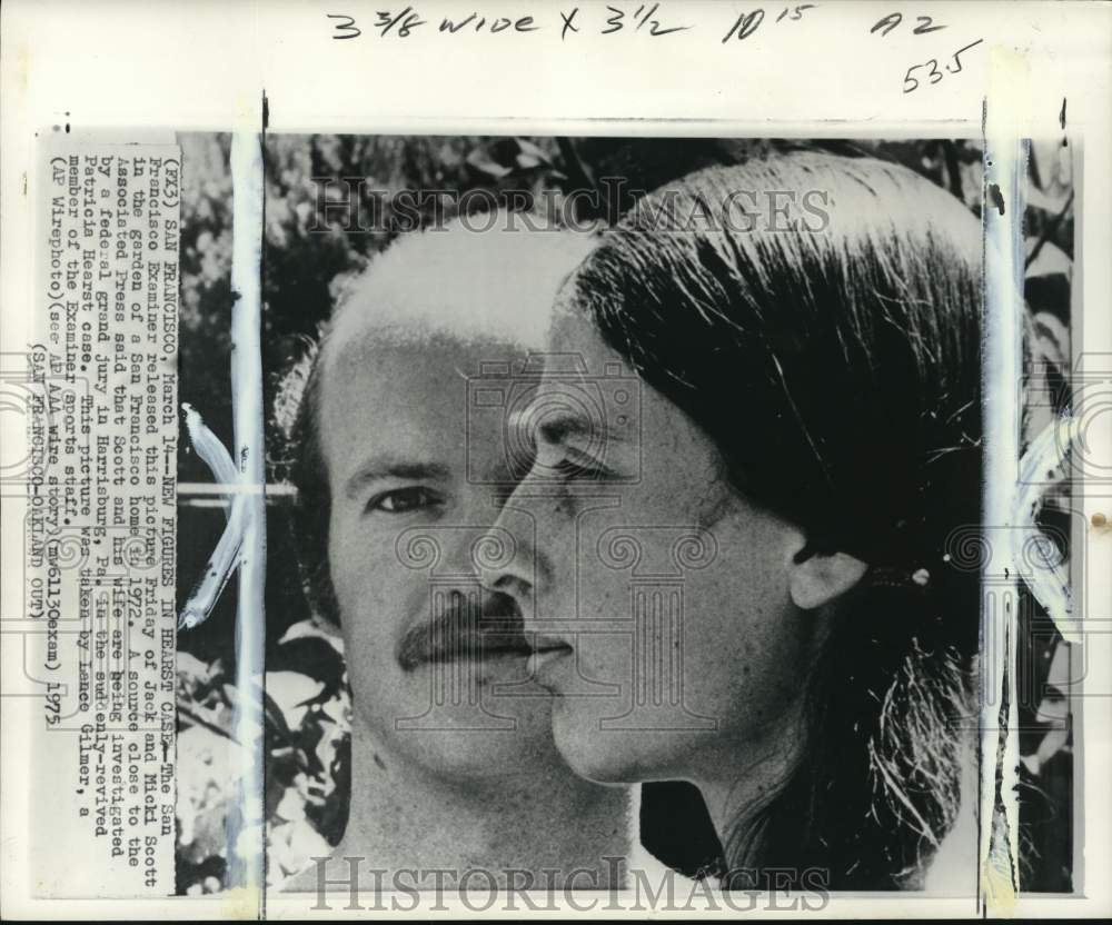 1972 Press Photo Sports author Jack &amp; Micki Scott in home garden, San Francisco- Historic Images