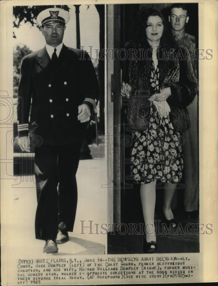 1943 Press Photo Jack Dempsey & wife Hannah Williams at divorce trial, New York- Historic Images