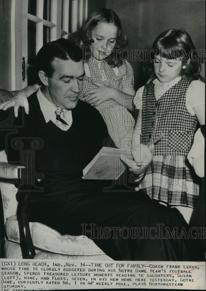 1948 Press Photo Football coach Frank Leahy, daughters Susan and Floss, Indiana- Historic Images