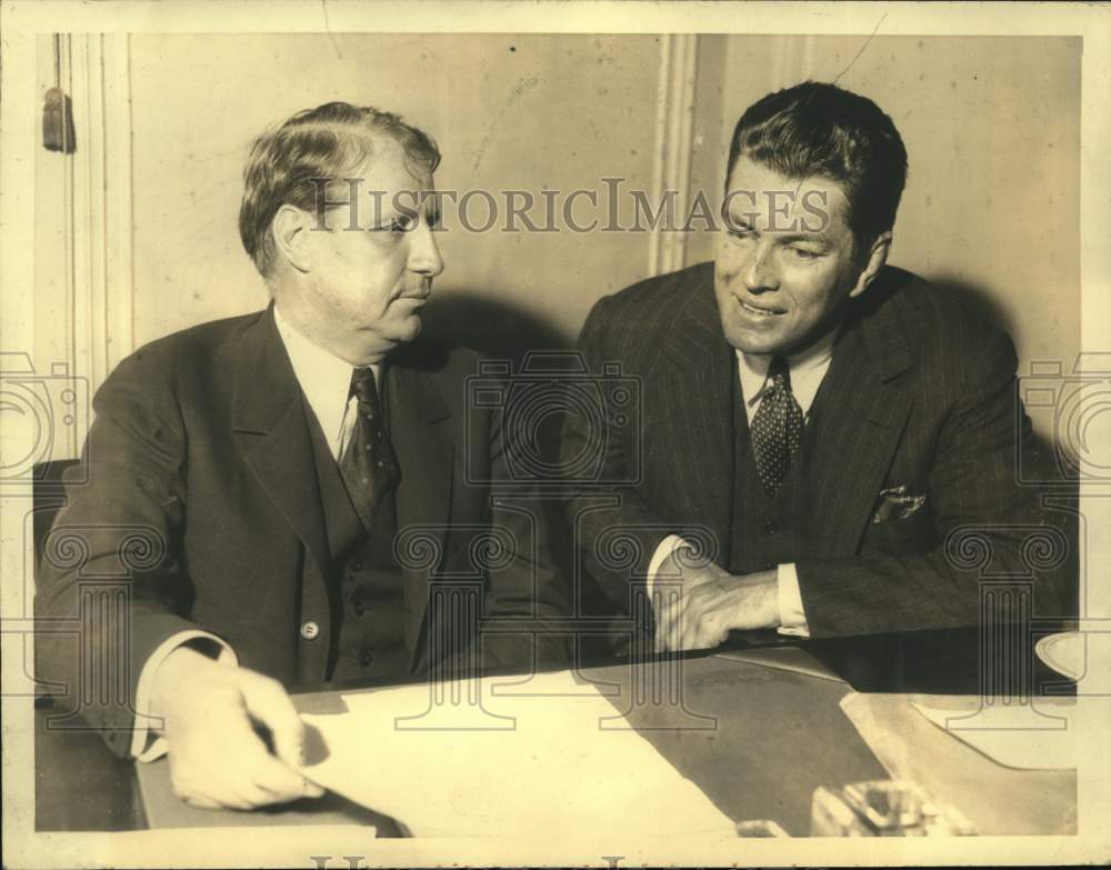 1932 Press Photo Speakers Committee head Robert Jackson & Gene Tunney, New York- Historic Images