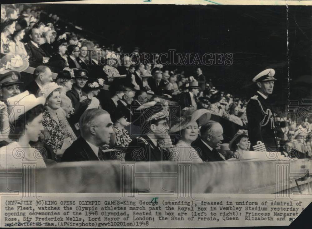 1948 Press Photo King George Of England Reviews Olympic Athletes At Wembley- Historic Images