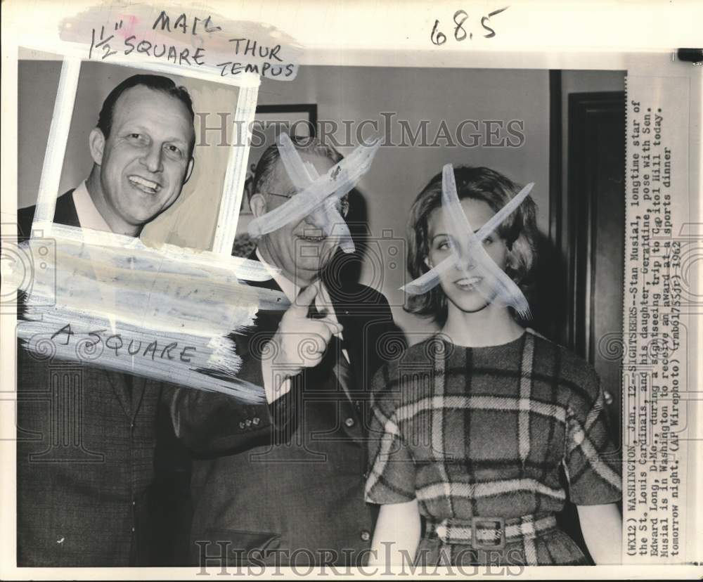 1962 Press Photo Baseball&#39;s Stan Musial, daughter Geraldine, Senator Edward Long- Historic Images