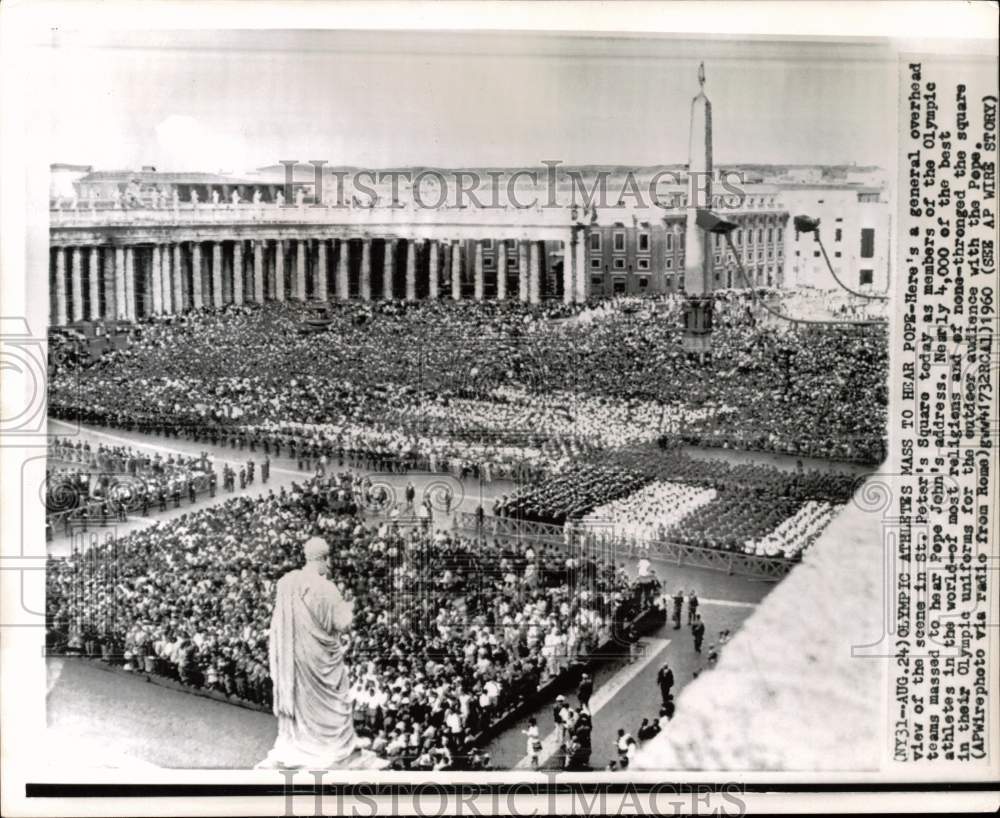 1960 Press Photo Olympic Athletes Crowd St. Peter&#39;s Square to Hear Pope in Rome- Historic Images