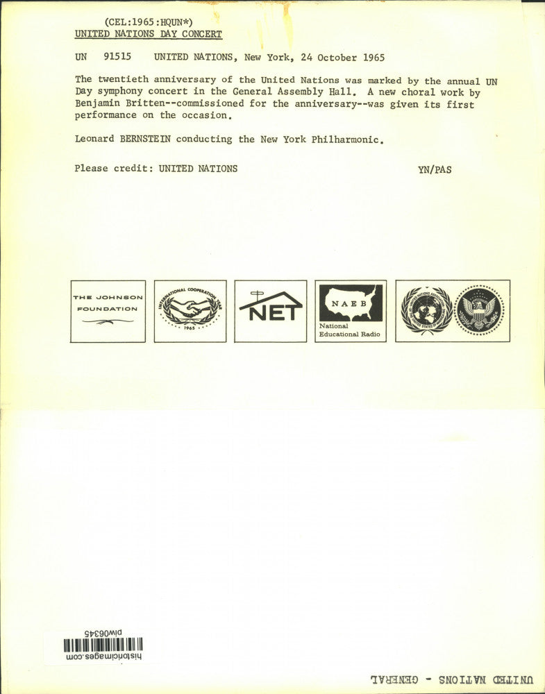 Load image into Gallery viewer, 1965 Press Photo New York Philharmonic, United Nations anniversary, New York
