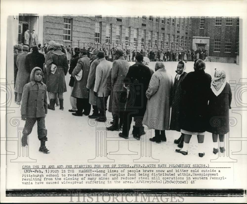 1961 Press Photo People in lines wait for food rations at Pittsburgh school, PA- Historic Images