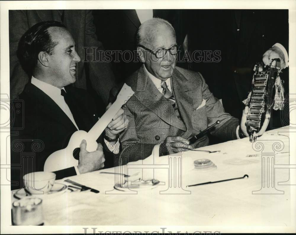 1955 Press Photo H.J. Heinz II with E.T. Weir in Pittsburgh, Pennsylvania- Historic Images
