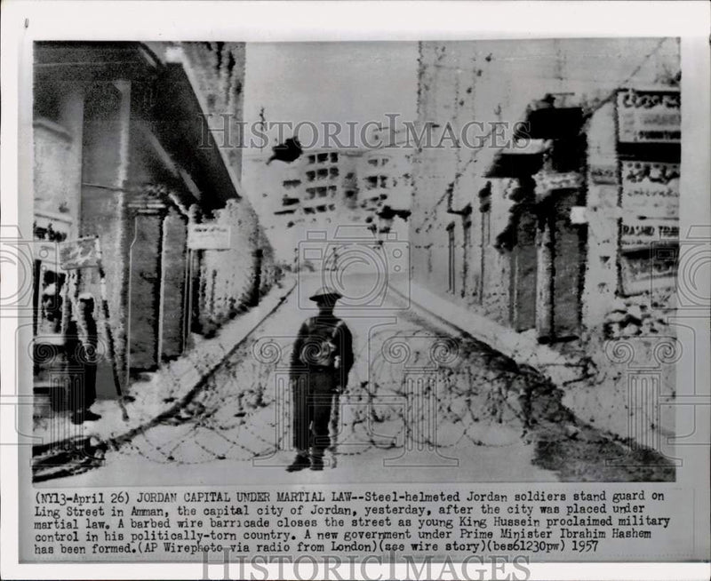 Load image into Gallery viewer, 1957 Press Photo Soldiers during martial law on Ling Street in Amman, Jordan
