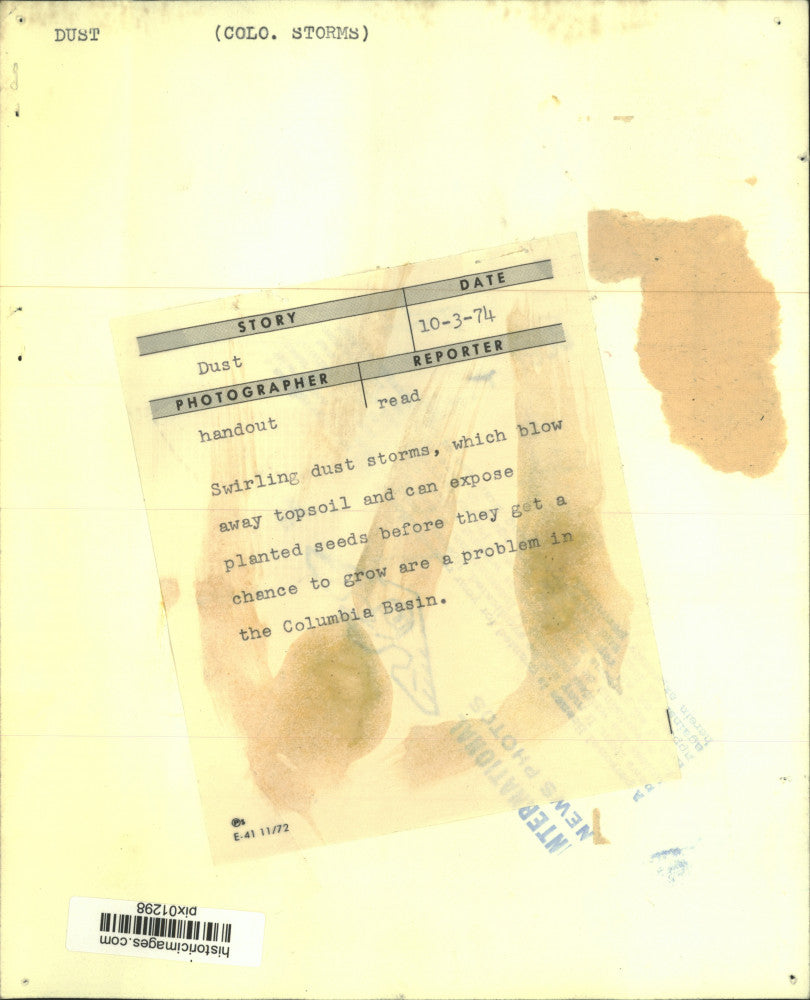 1974 Press Photo Farmer in a Dust Storm at Colorado Columbia Basin Farm